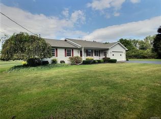 381 Maple Rd, Corfu, NY 14036