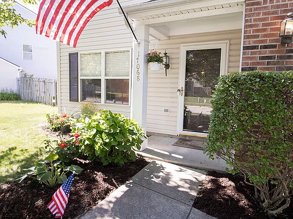 4th image of 17068 Newberry Ln