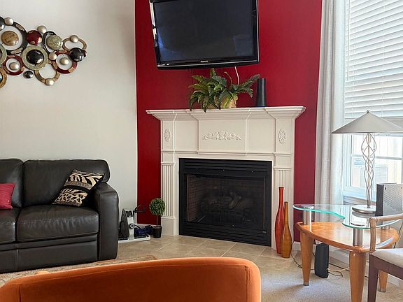 3rd image of 6 Roselite Cir