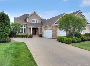 3835 Tradewinds Cir, Pepper Pike, OH 44124