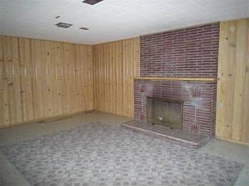 2nd image of 227 Valley View Ln