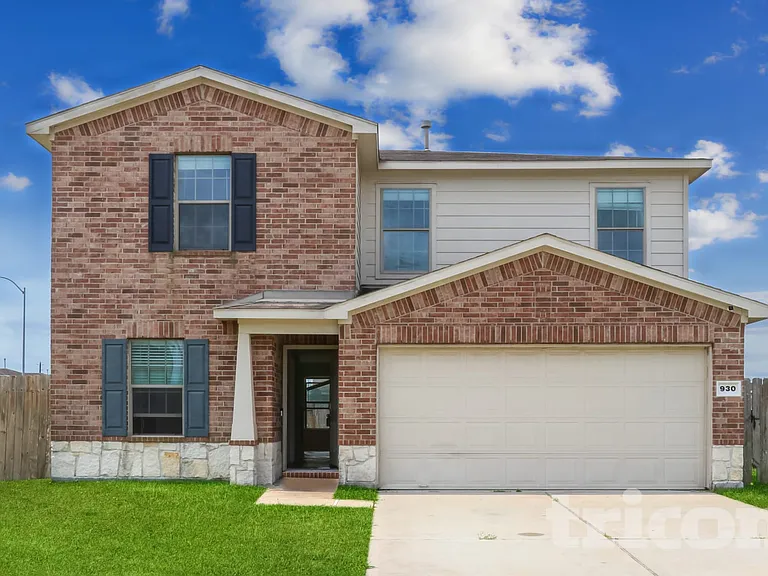 930 Salado Slough Ln — Photo 1