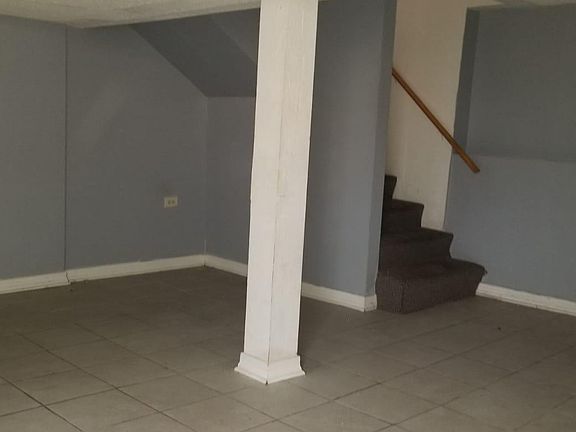 2nd image of 928 N Lawndale Ave #1FRONT