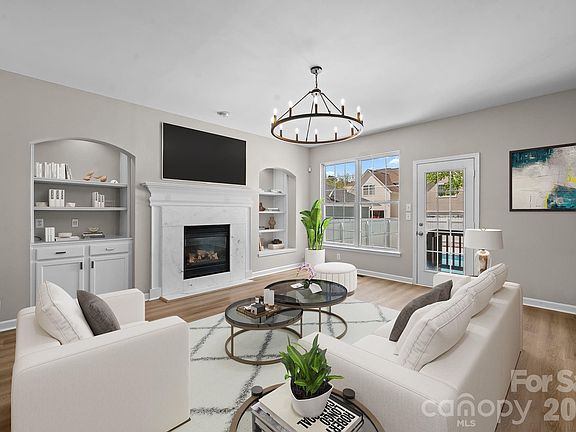 5th image of 17005 Carlton Way Rd