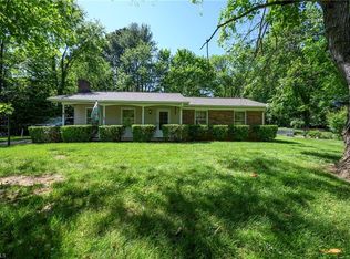 3 Conway Ct, Greensboro, NC 27455