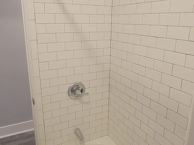 284 3rd St #B1 — Photo 4