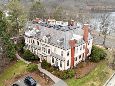 100 Pond St APT 8, Jamaica Plain, MA, 02130