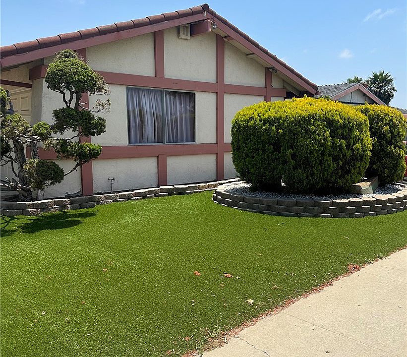 1st image of 3415 Altadena Ave