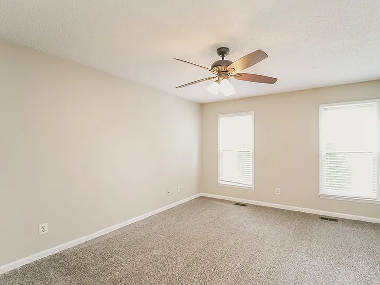 11108 Mallard Crossing Dr — Photo 15