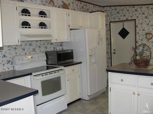 2633 Fairway Dr SW, Supply, NC 28462
