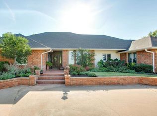 1125 E Robertson Rd, Enid, OK 73701