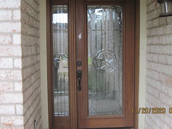 2nd image of 12811 Shady Knoll Ln