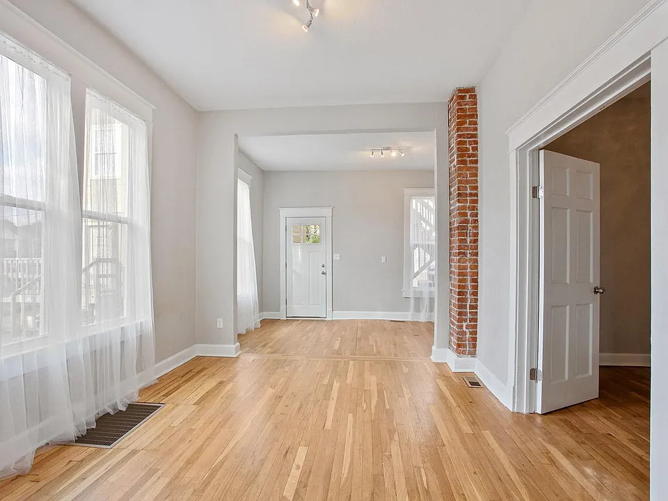 316 Park Ave #1