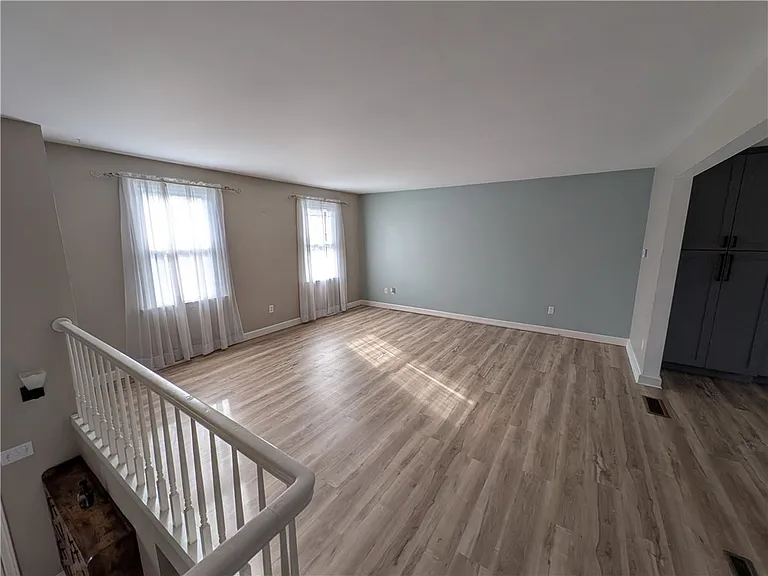 104 Teton Dr — Photo 4
