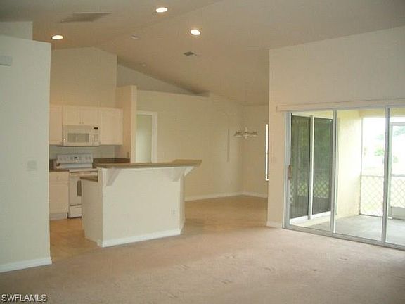 5th image of 2520 SW 11th Ct