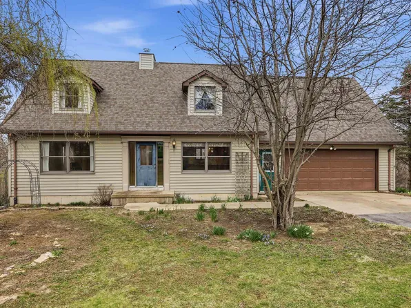 4A138 Winchester Dr, Apple River, IL 61001