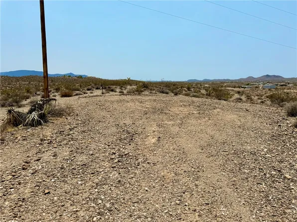 800 E Frazier Ln, Meadview, AZ 86444