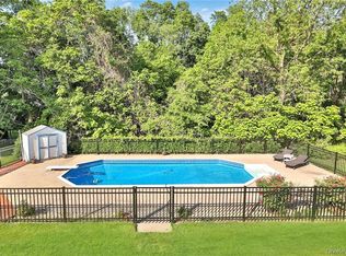 15 Pine Drive, Stony Point, NY 10980