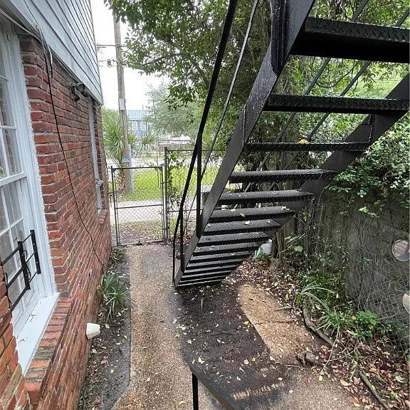 112 Houston St #1 — Photo 13