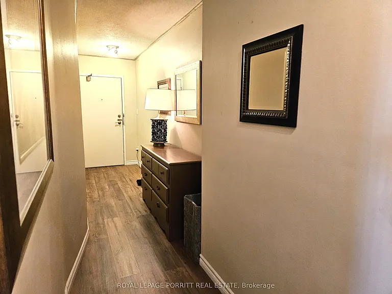 1535 Lakeshore Rd E #1704 — Photo 22