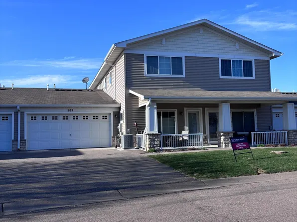 982 Crossing Way, Delano, MN 55328