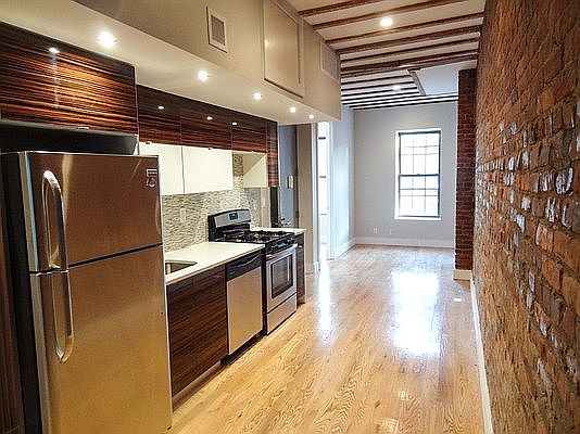1st image of 898 Saint Johns Pl #3L