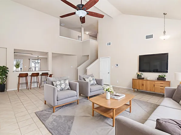 1014 Platinum Dr, Princeton, TX 75407