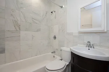 Rented by R New York