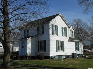 401 E Woods St, Avon, IL 61415