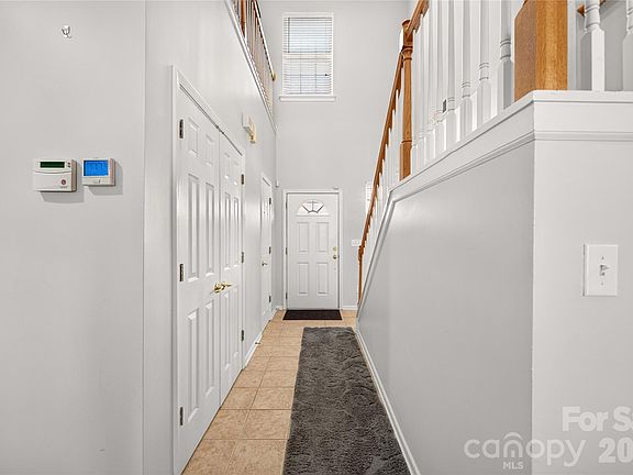 4th image of 9907 Portaferry Dr