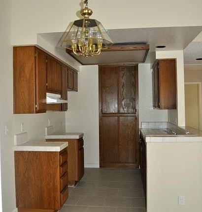 4th image of 3863 Thorncroft Ln Unit P