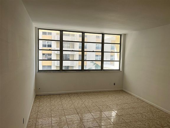 5th image of 1817 S Ocean Drive #323