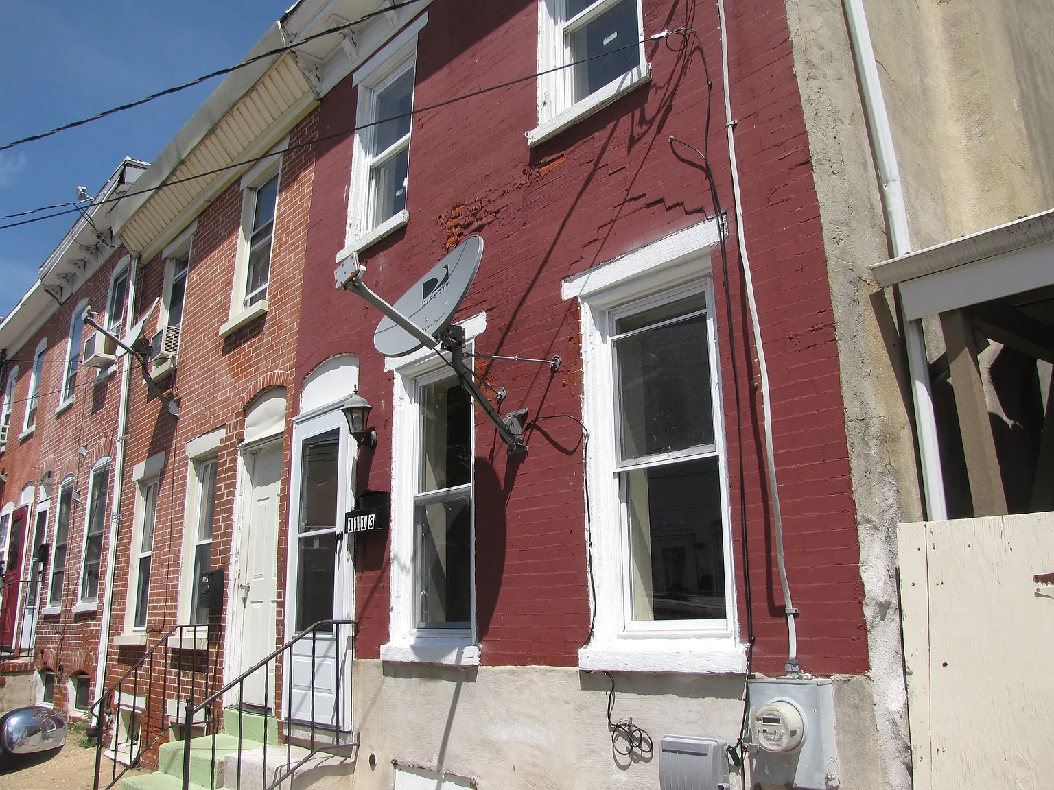 1113 Pleasant St photo 1