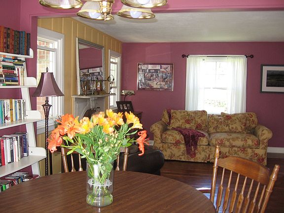 Dining Room w/slider to deck