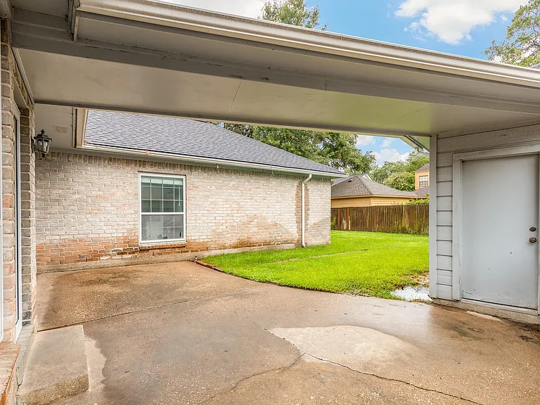 5622 Woodland Creek Dr — Photo 21