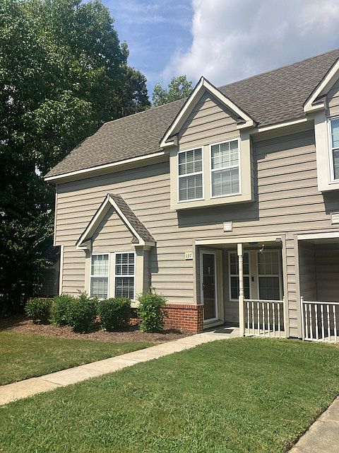 1st image of 137 Buttonwood Ln