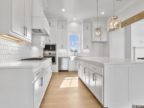 4th image of 5323 Rue Du Moulin