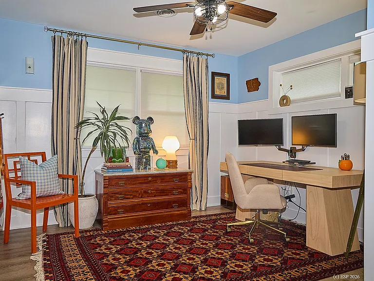305 Ship Point Rd — Photo 24