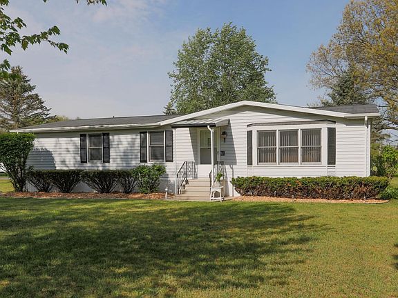 24984 East Point-102