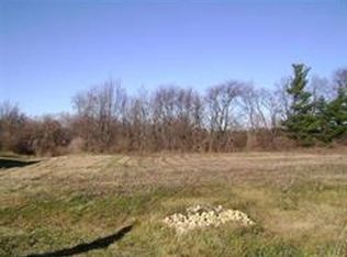 7871 Highlands Dr, Winnebago, IL
