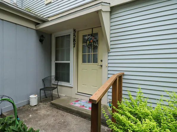 3587 Whispering Brook Dr SE, Kentwood, MI 49508