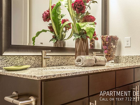 5th image of 1307 Richmond Ave #344