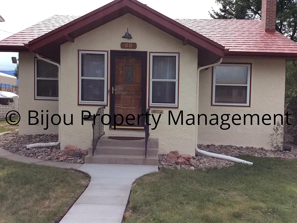 20 N Union Blvd