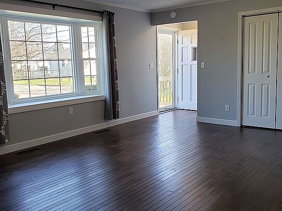 5th image of 850 Orange St