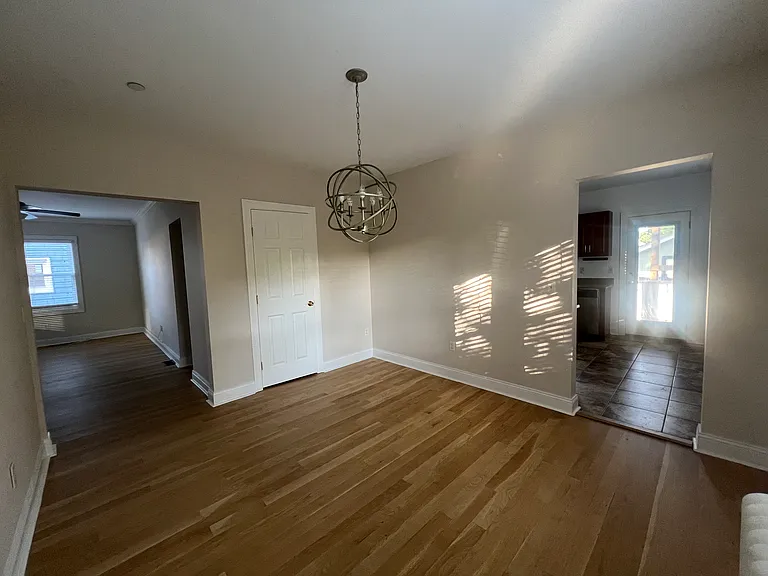 112 Fremont St — Photo 9