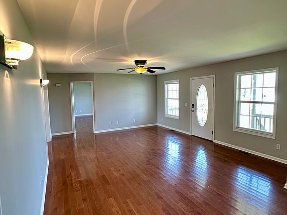3rd image of 3901 High Meadow Dr