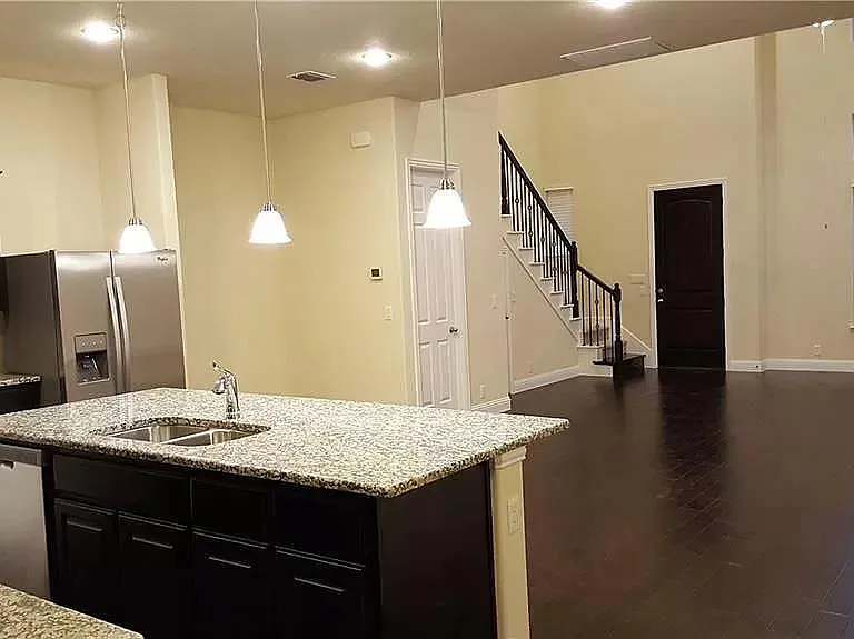 3724 Cobblecreek Dr — Photo 15