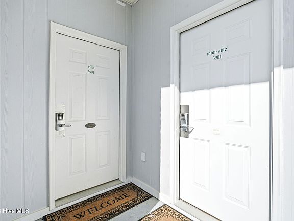 3rd image of 142 Avian Drive #3901