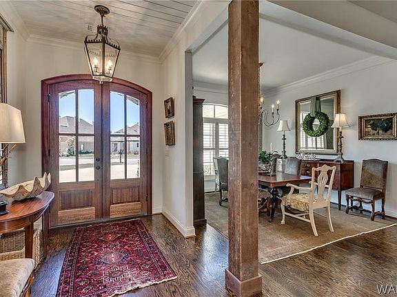 5th image of 5077 Yorkshire Ln