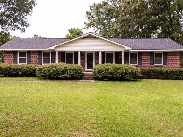 308 Augusta Cir, Greenwood, SC 29646